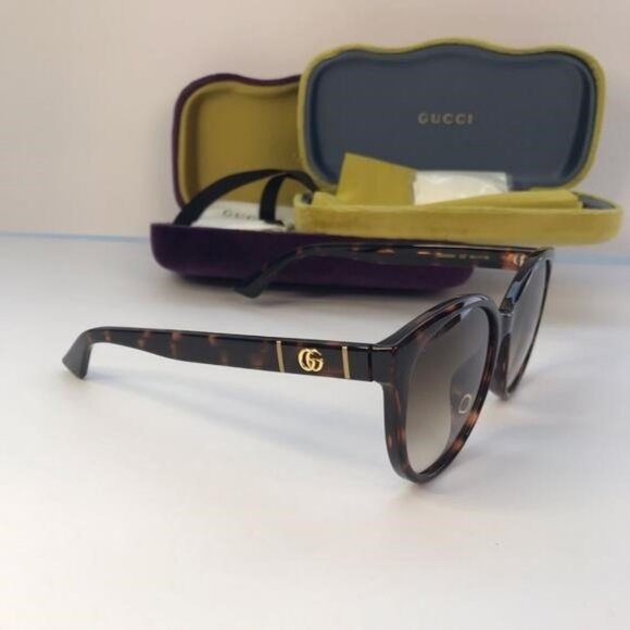 New - GUCCI GG0636SK 002 round Gucci sunglass comes in a dark havana frame with - Picture 5 of 11